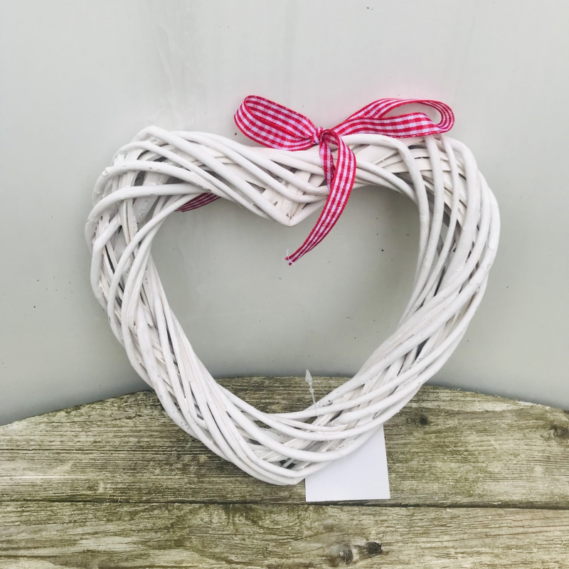 Prútené srdce 20x20cm