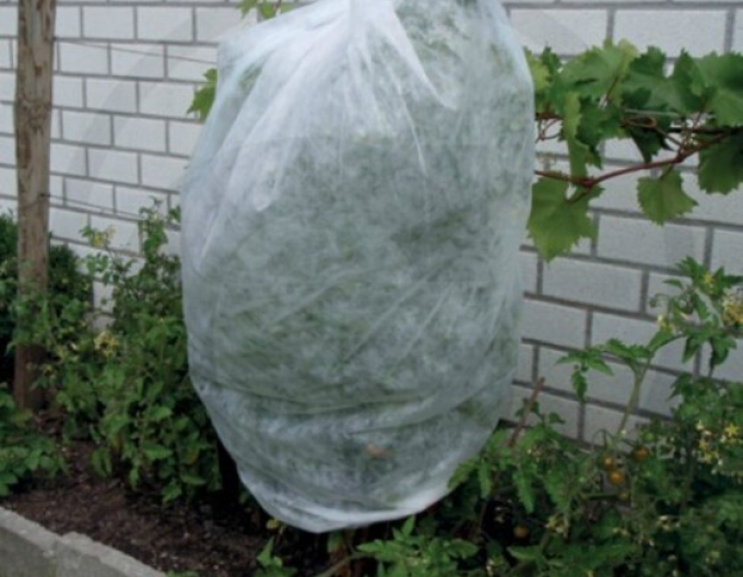 Netkaná textilia biela 17g/m2 1,6 x 5m